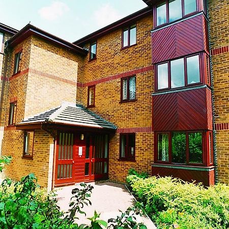 Quayside Close Holiday Apartments Poole Oda fotoğraf