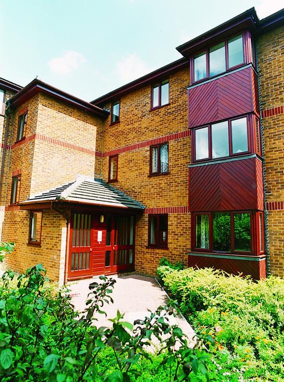 Quayside Close Holiday Apartments Poole Oda fotoğraf